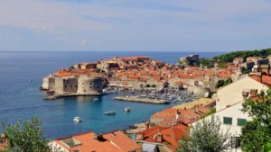 Calling All Businesses: Advertise Long-Term Accommodation for Digital Nomads and Guests in Dubrovnik